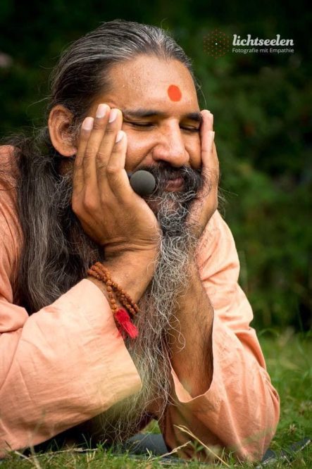 www.yoga-berlin.de Swami Yoga