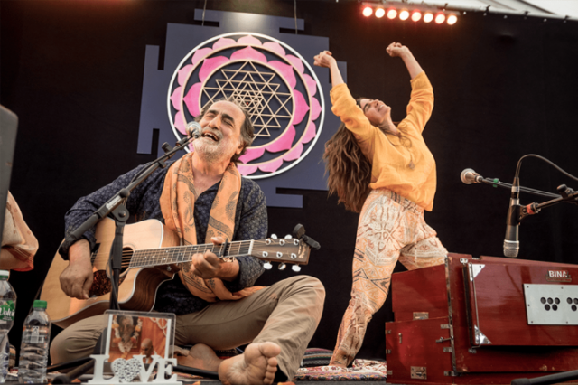 Mantra-Konzert Yoga und Satsang mit Satyaa & Pari